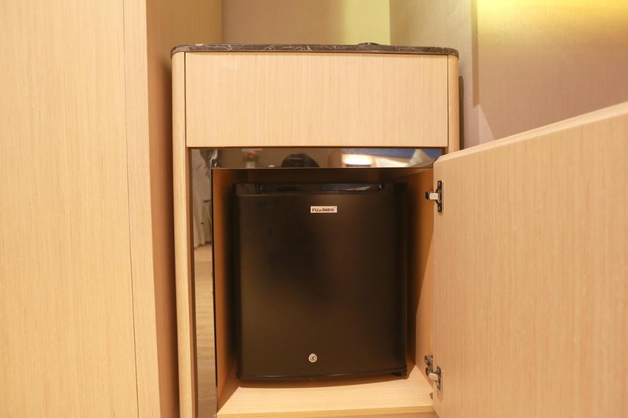 锦江都城酒店海南省政府日月广场免税店 Haikou  Bagian luar foto