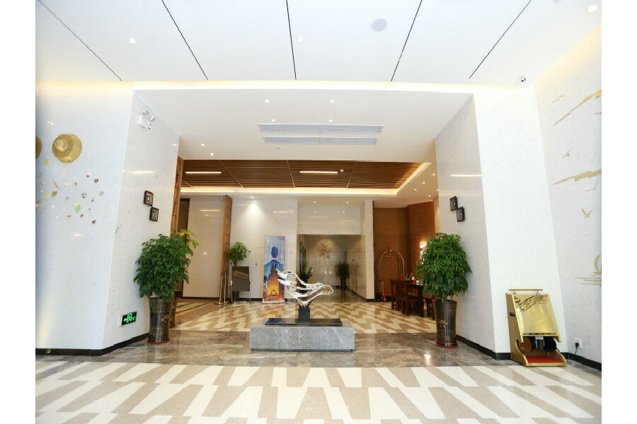 锦江都城酒店海南省政府日月广场免税店 Haikou  Bagian luar foto